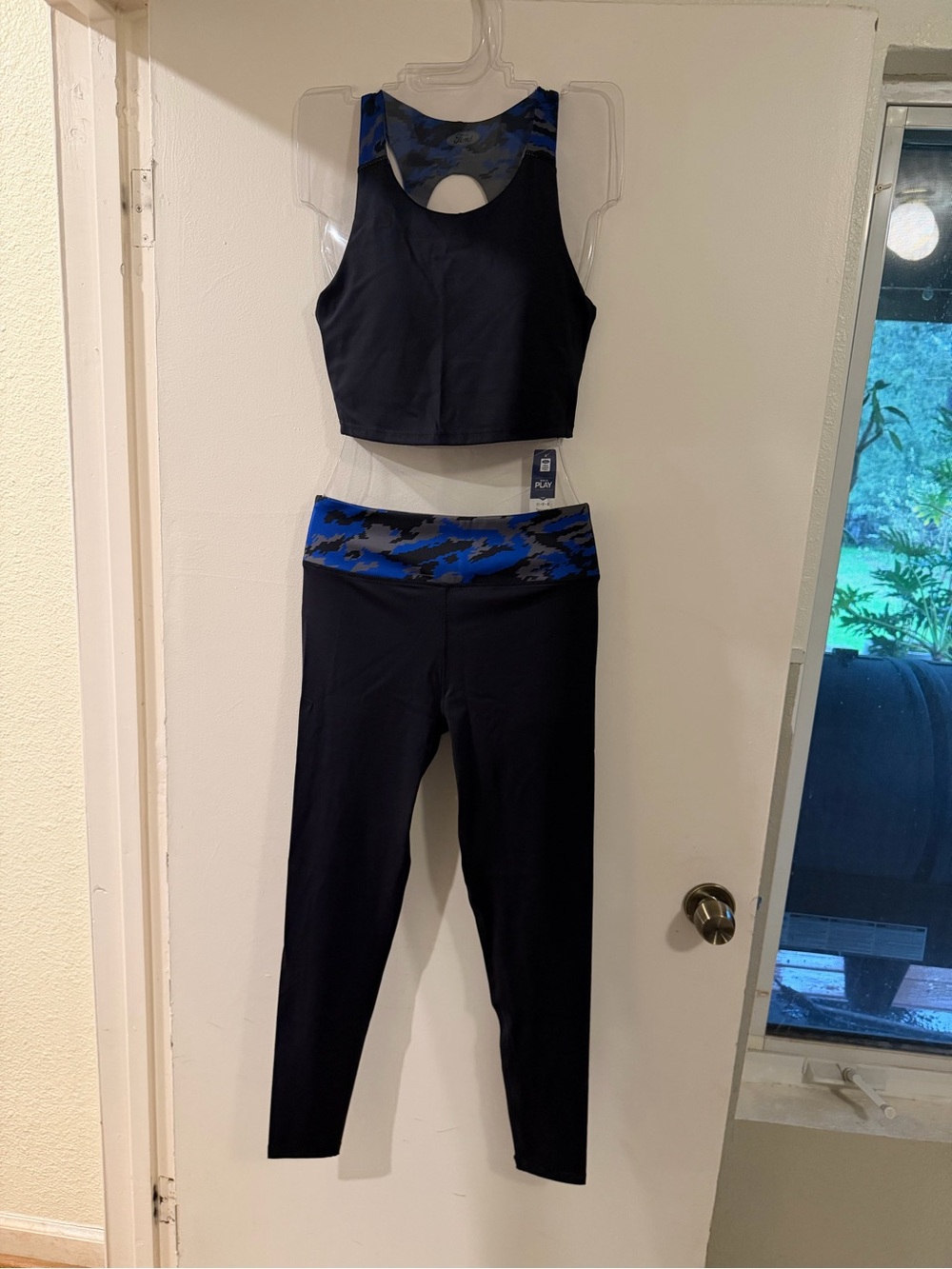 Ford Motor Camo Sports Bra & Leggings Set NWT Medium Blue Black Activewear
